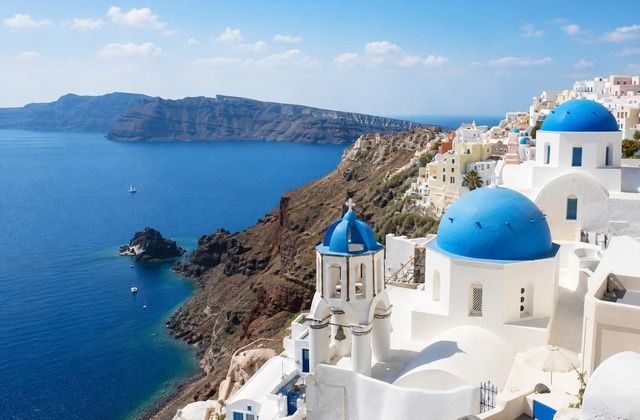 Em Santorini