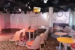 D Lounge
