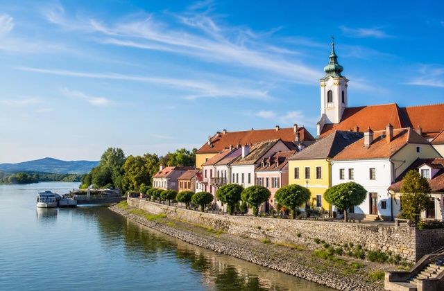 Em Szentendre