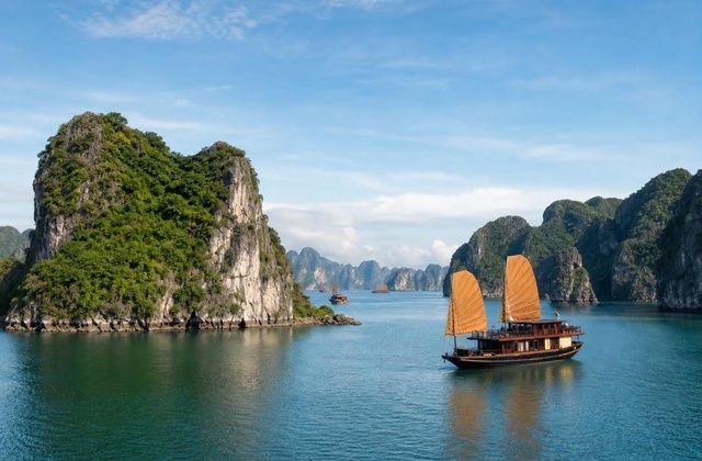 Na baía de Ha Long