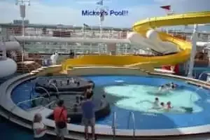 Piscina Donald