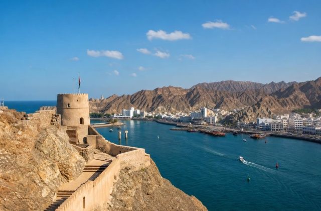 A partir da corniche de Mutrah