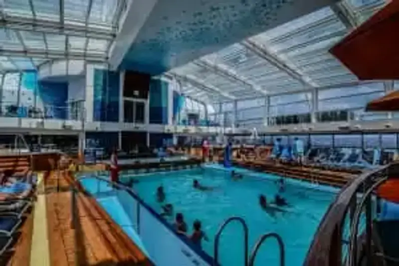 Piscina interior