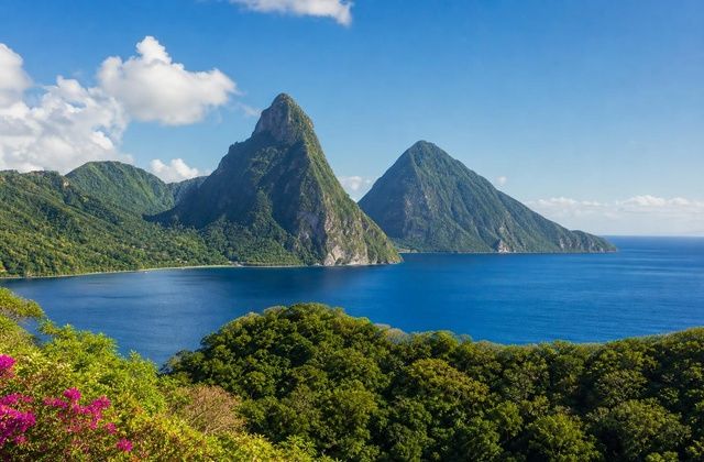 Os Pitons em Santa Lúcia
