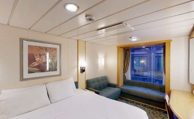 Cabine interna com vista para o Royal Promenade