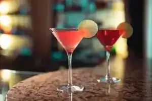 Salão e bar Explorer