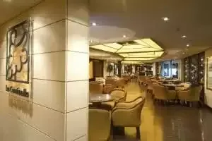 La Cantinella Wine Bar