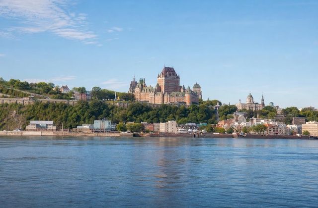 Chegar ao Québec pelo rio