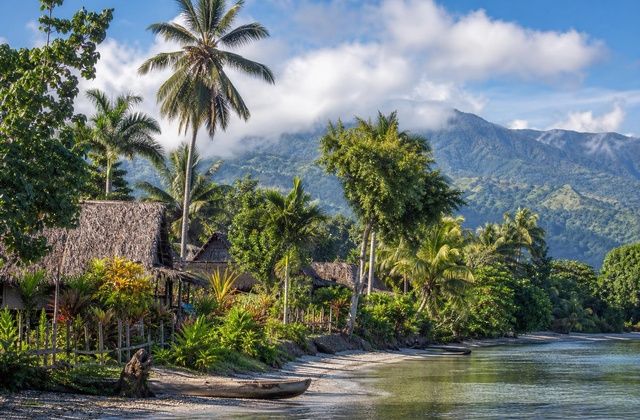 Em Madang