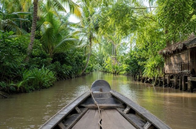A navegação no delta do Mekong