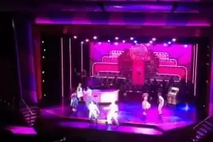 Espetáculos e animação no Aurora Theater