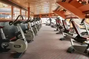 Sala de fitness e musculação