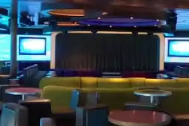 D Lounge