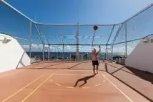 Campo de basquetebol