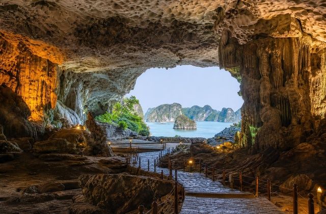 Gruta de Sung Sot