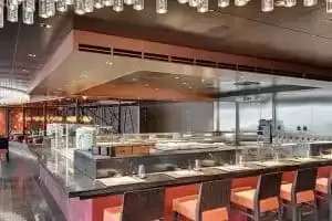 Pan Asian Market Kitchen por Roy Yamaguchi