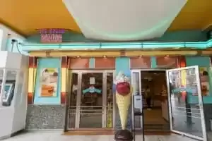 Cups & Scoops
