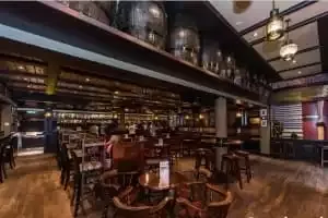 Globe and Atlas Pub