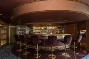 Pinnacle Bar