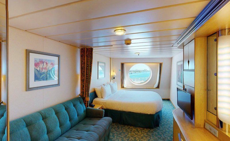 Cabine espaçosa com vista para o mar
