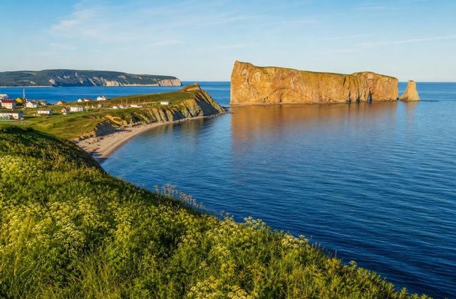 Percé e o Rochedo