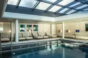 Piscina interior