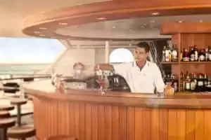 Sky bar e grill