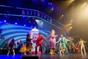 Espetáculos e animação no Royal Theater