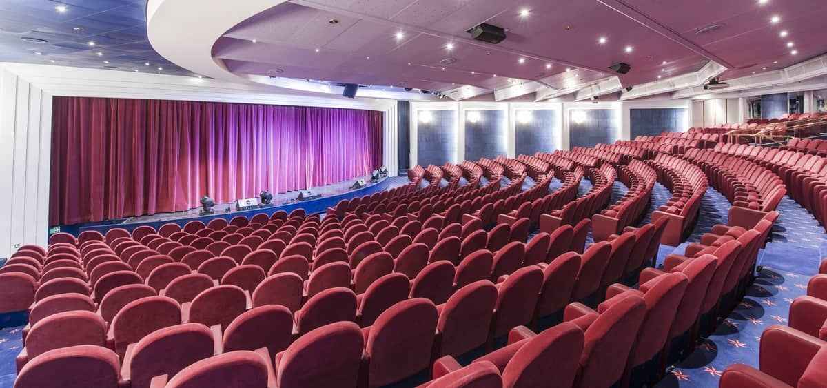 1- THE BROADWAY THEATRE<br>A MAGIA DO ESPETÁCULO NO MAR