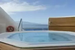 Banheira de hidromassagem