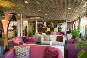 Piano Bar