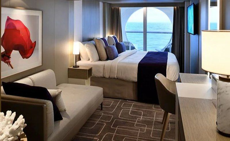Cabine Deluxe com Vista Olho de Boi e Varanda