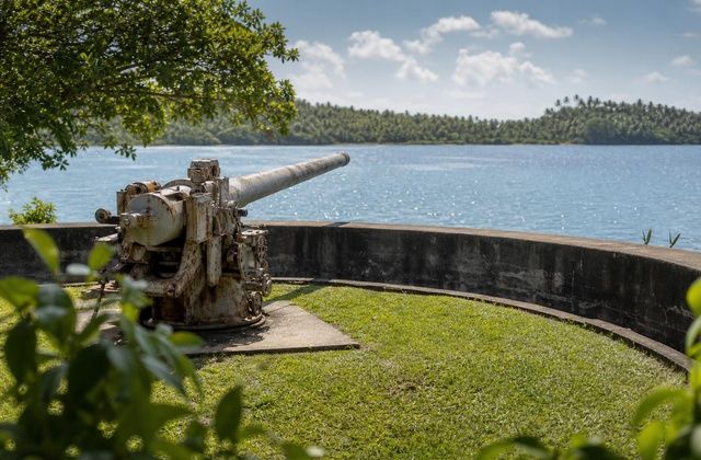 Em Guadalcanal