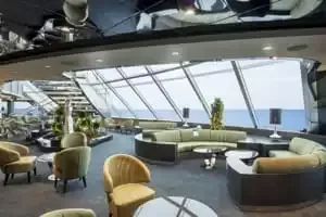 TOP SAIL LOUNGE