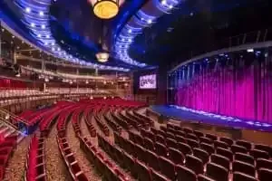Espetáculos e animação no Royal Theater