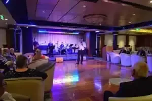 Espetáculos no Star Lounge
