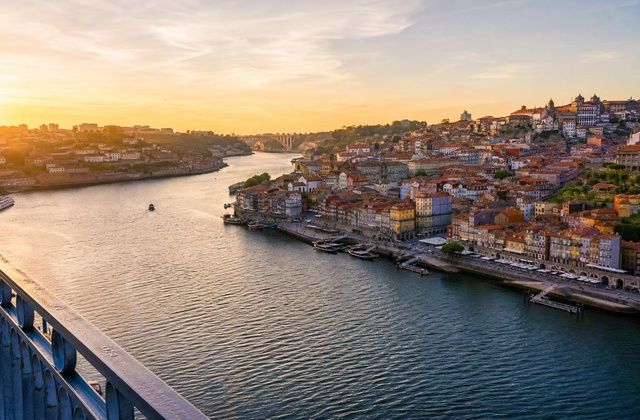 A partir da Ponte de D. Luís, no Porto