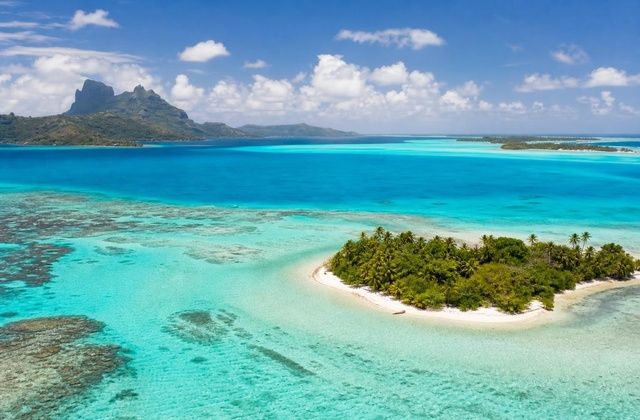 Em Bora Bora