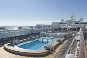  A Piscina