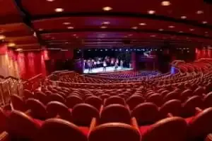 Espetáculos e animação no teatro Princess