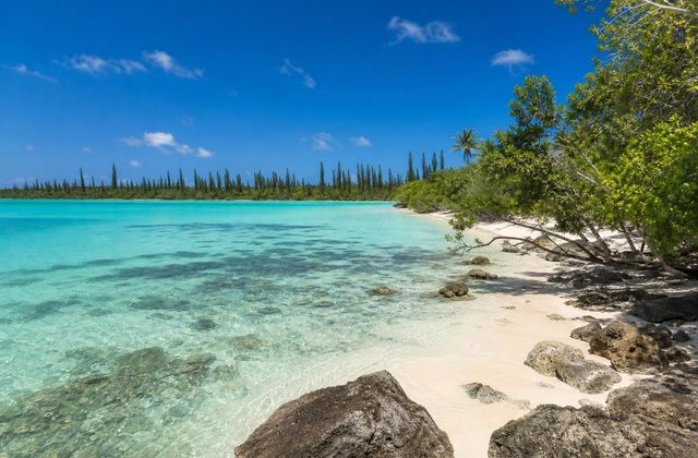 Em Lifou