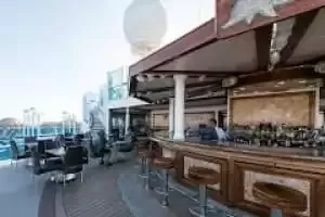Bar Tradewinds