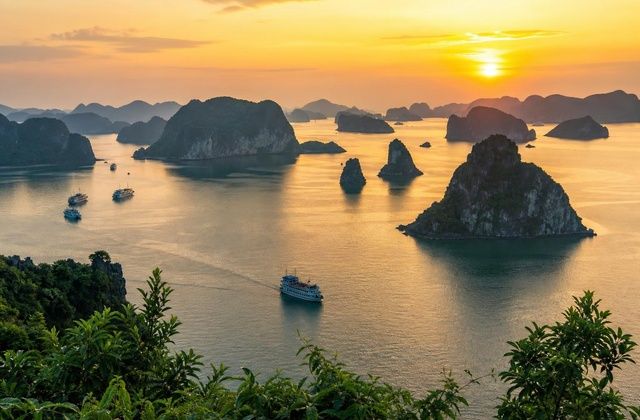 A partir da Baía de Ha Long