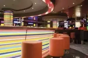 Bar Manhattan