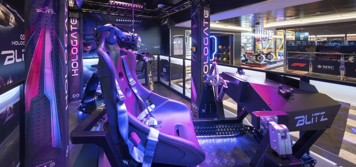 4- HOLOGATE ARENA <br> EXPERIÊNCIA VR INTENSA EM ALTO MAR