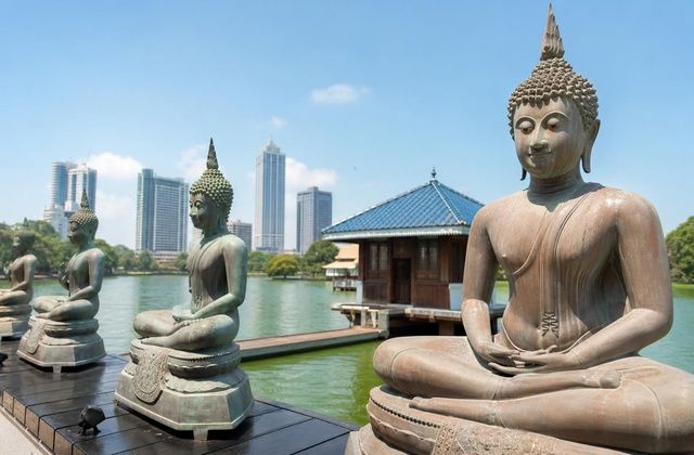 Em Colombo