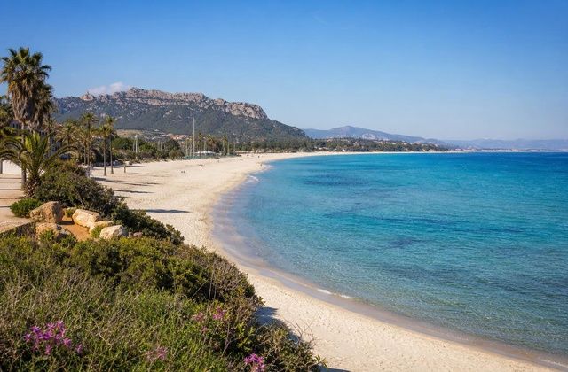 Em Cagliari