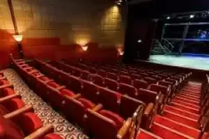 Espetáculos e animação no teatro Princess