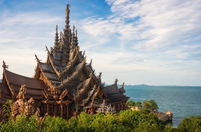 Em Pattaya