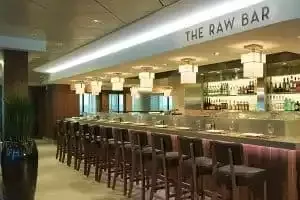 O bar de marisco cru